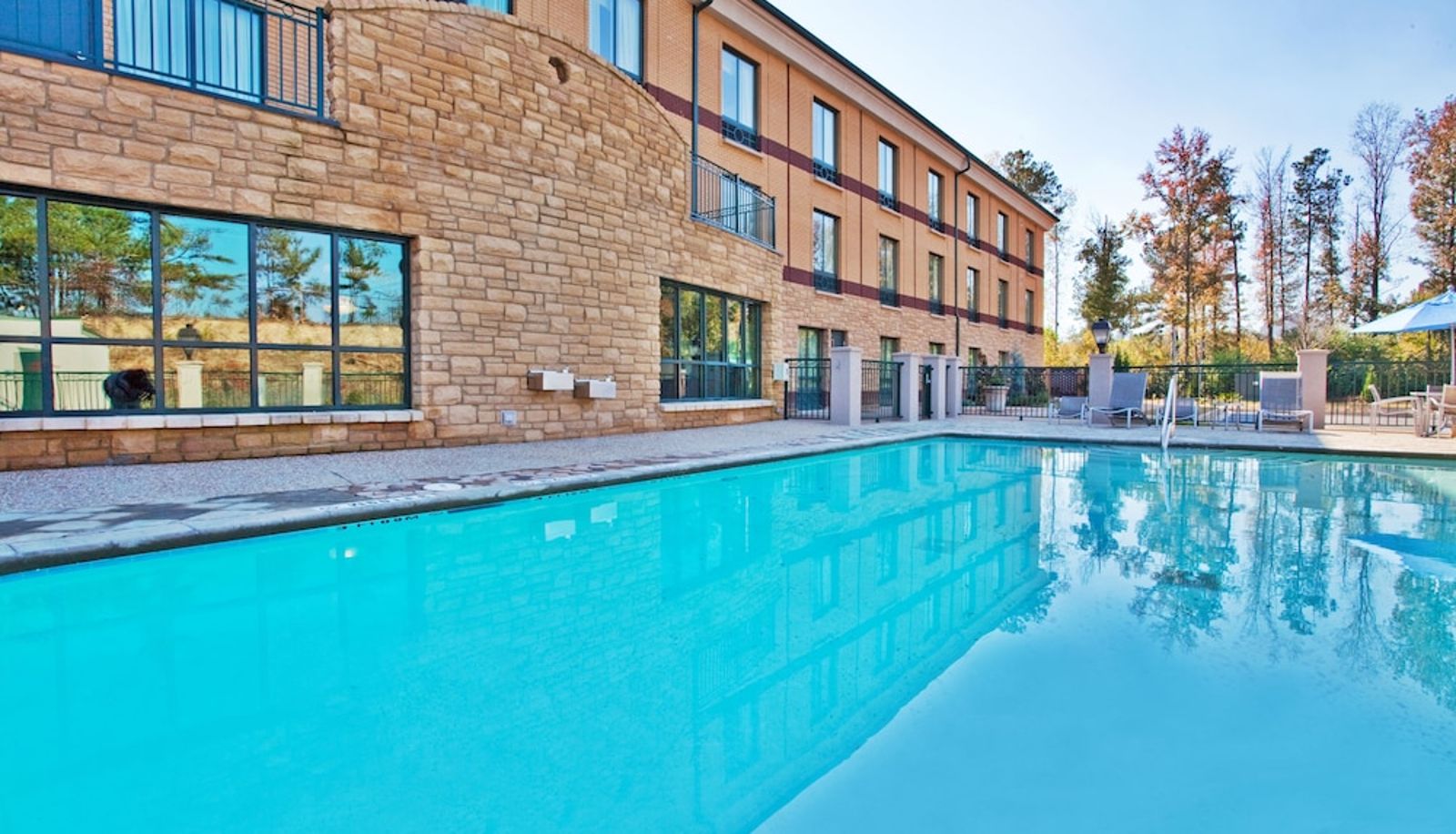 Piscine - Holiday Inn Express & Suites MACON - I-475 by IHG