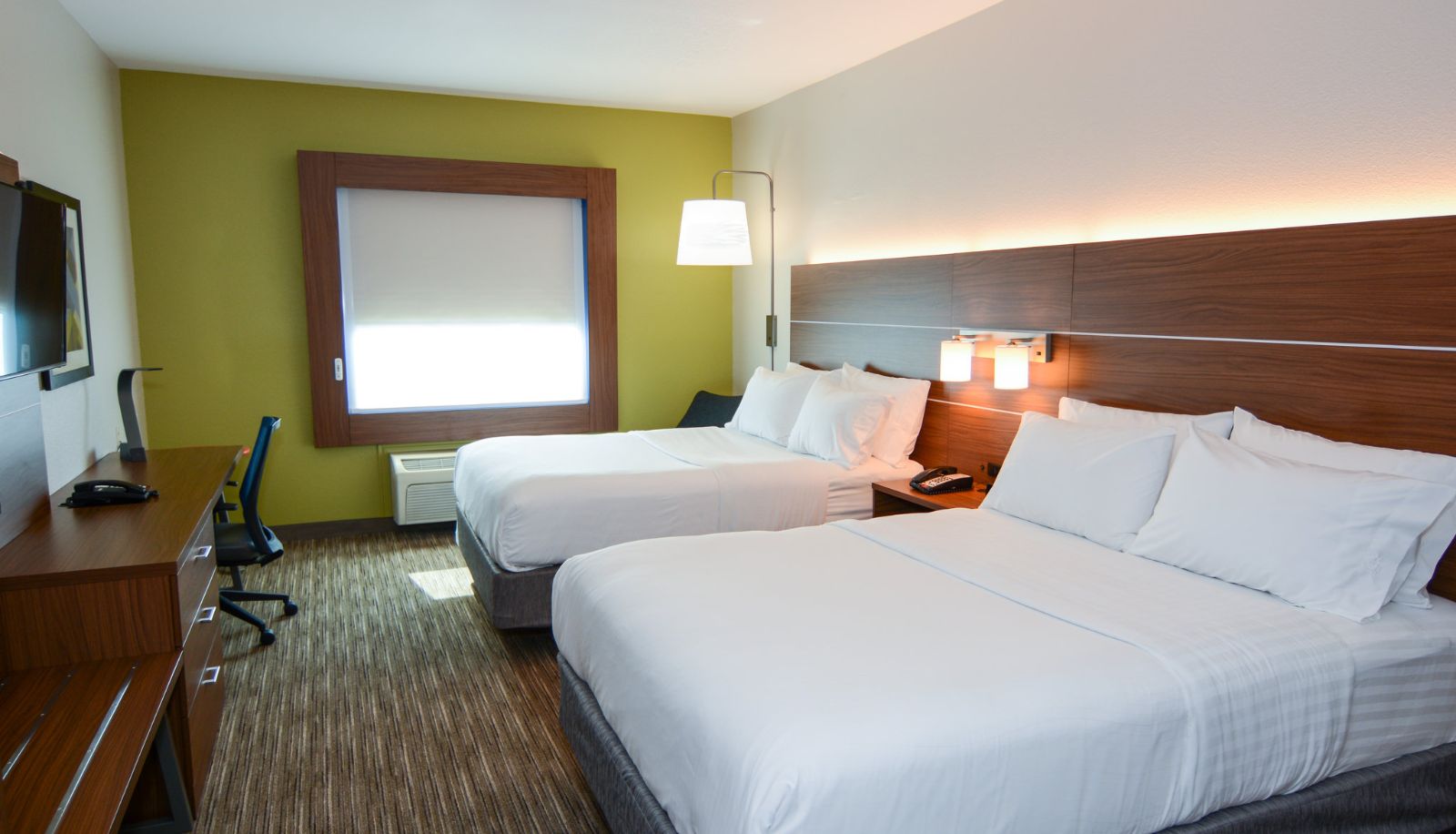 Zimmer - Holiday Inn Express & Suites NEW BOSTON by IHG