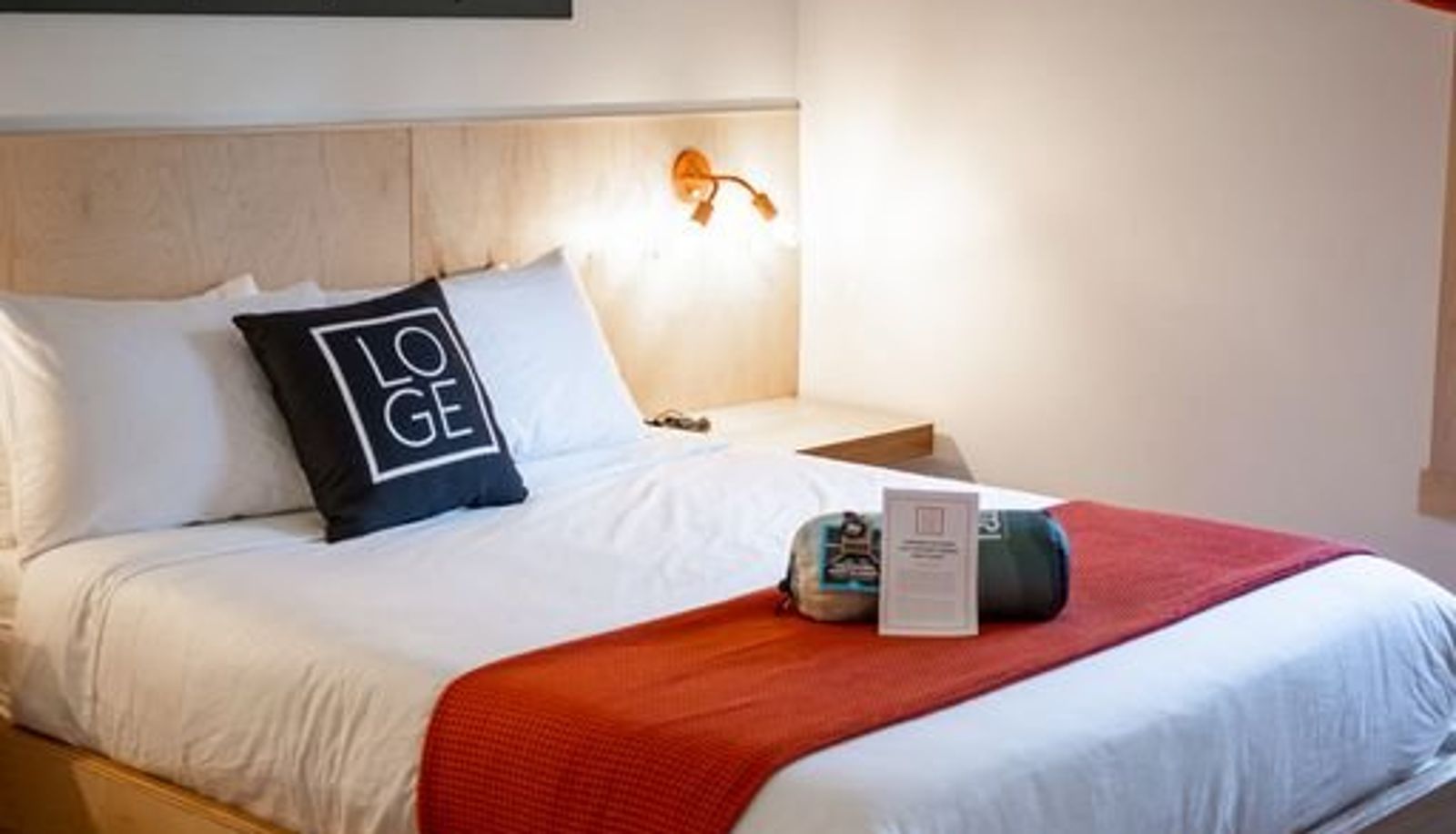Room - LOGE Camps Leavenworth