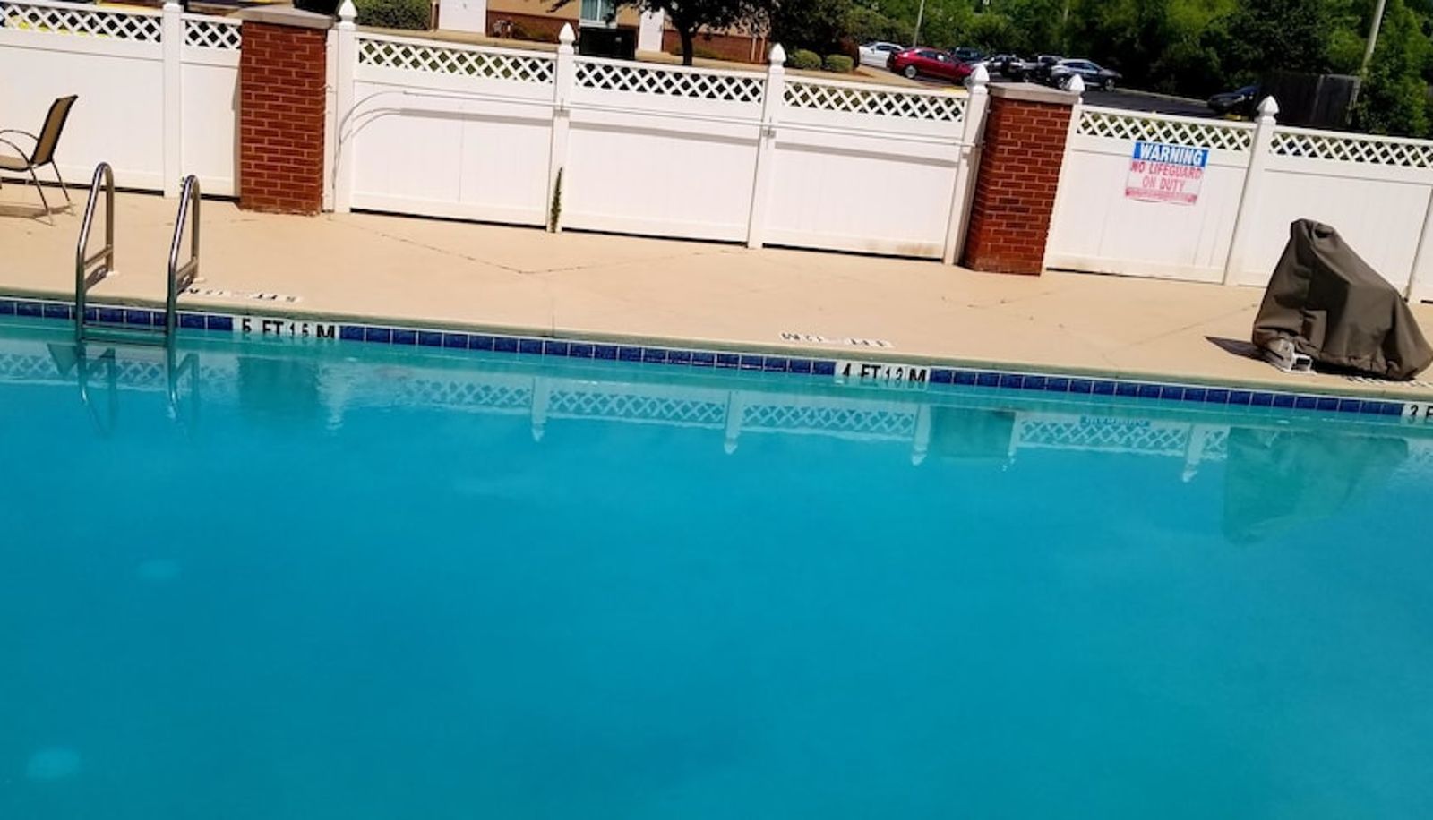Pool - Home Inn & Suites
