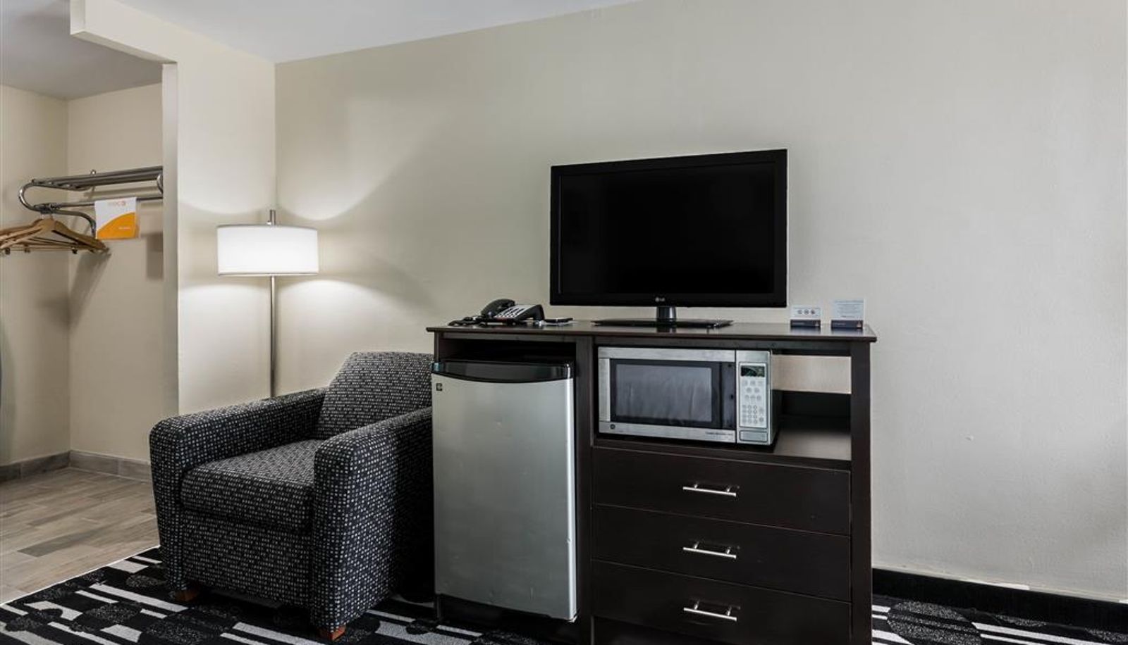 Room - Baymont by Wyndham Oklahoma City Bricktown