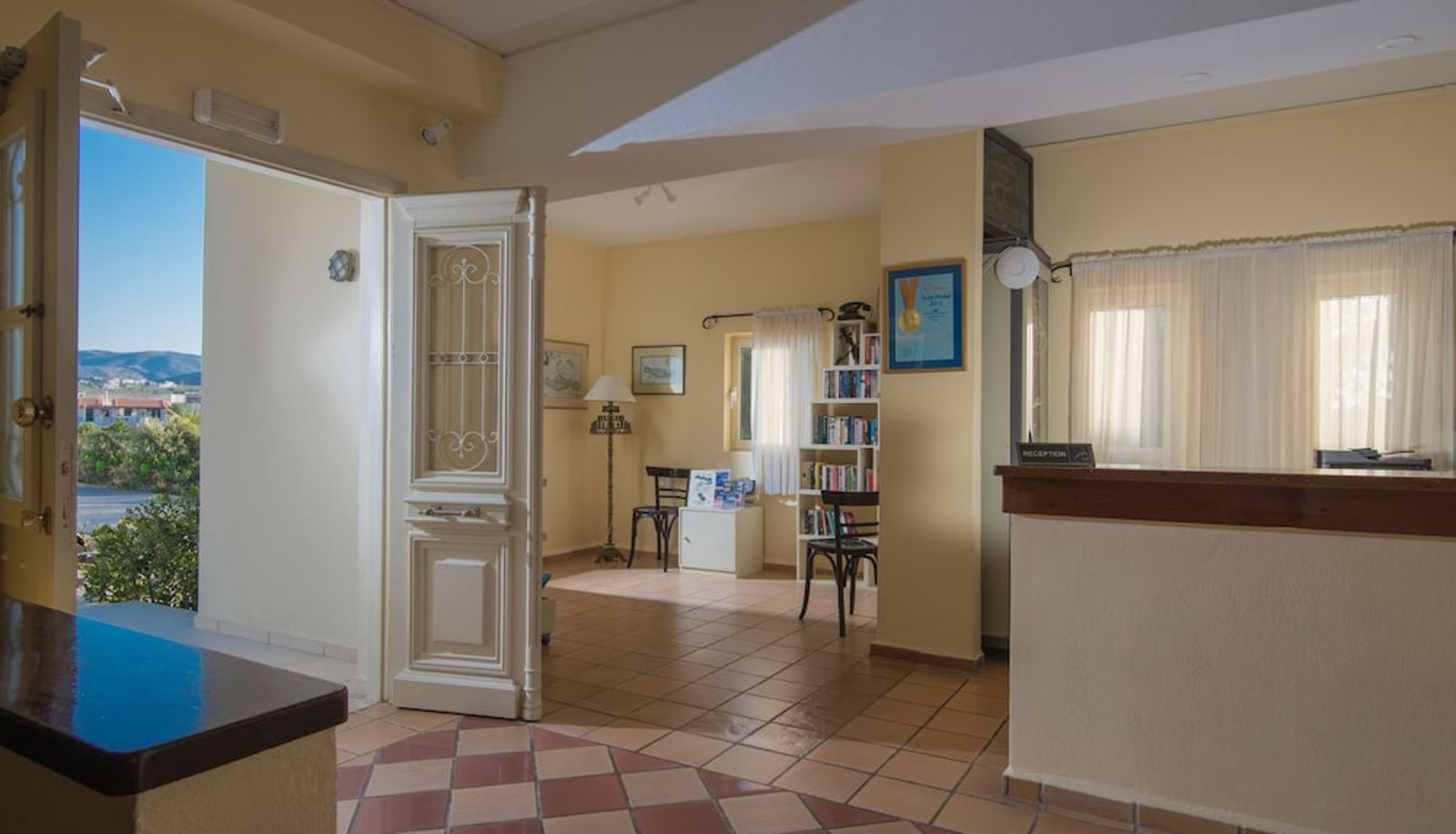 Recepcja - Ourania Apartments