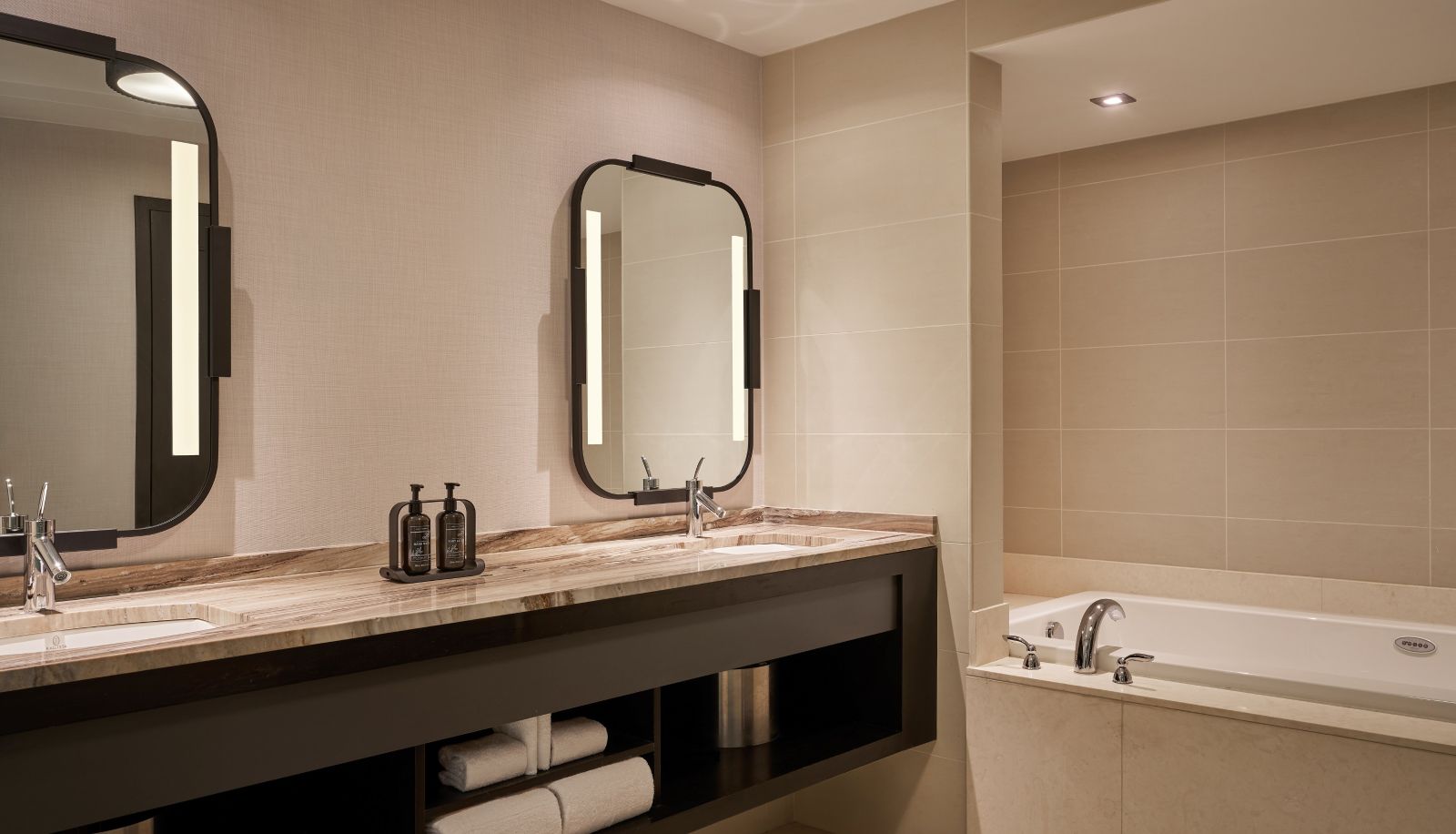 Room - MGM Grand Detroit
