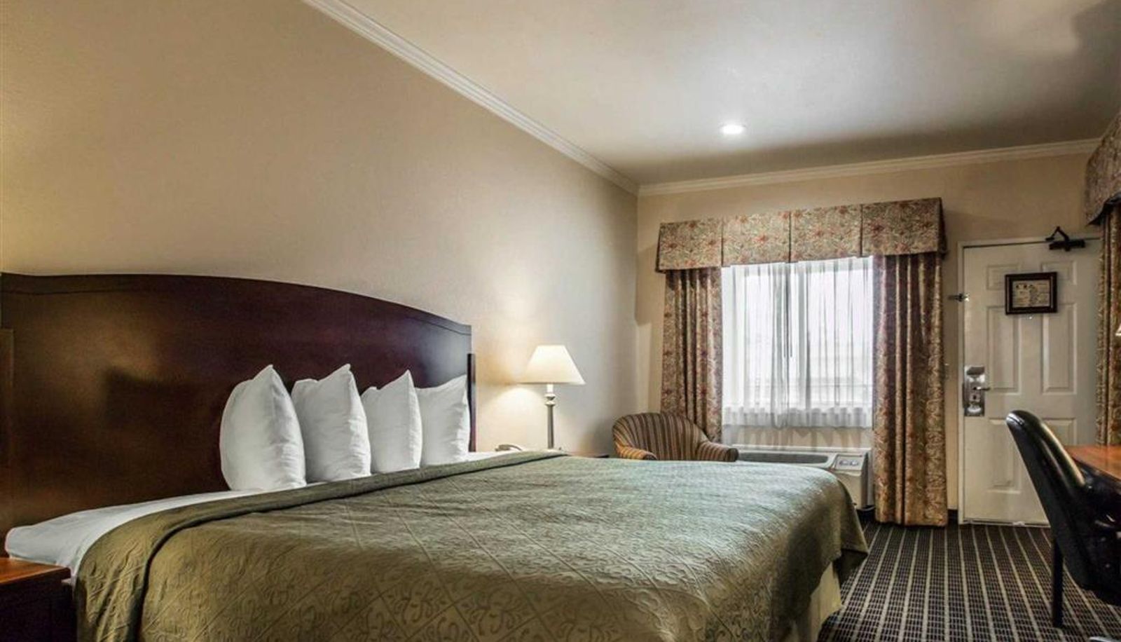 Room - Quality Inn Temecula Valley Wine Country