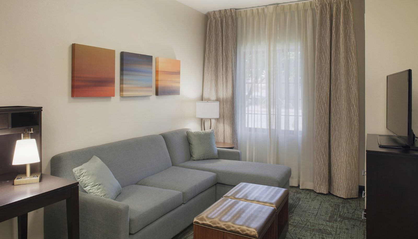 Room - Staybridge Suites FAYETTEVILLE/UNIV OF ARKANSAS by IHG