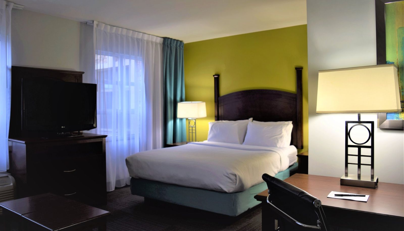 Room - Staybridge Suites LONDON by IHG