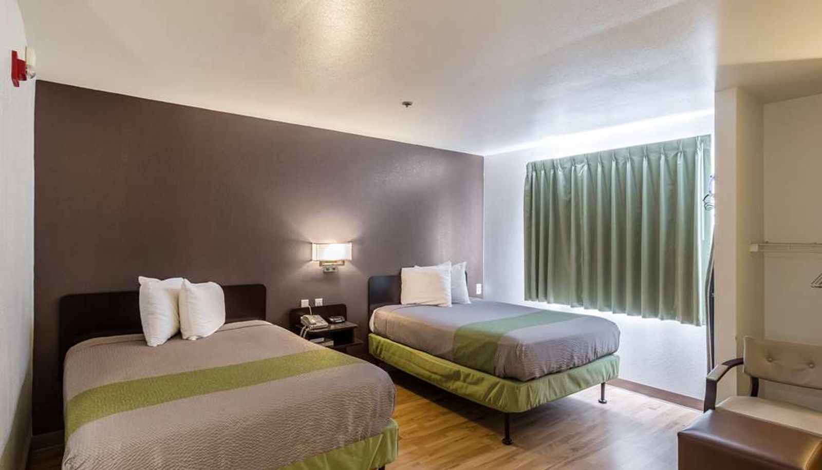 Quadruple room - Studio 6 McAllen TX