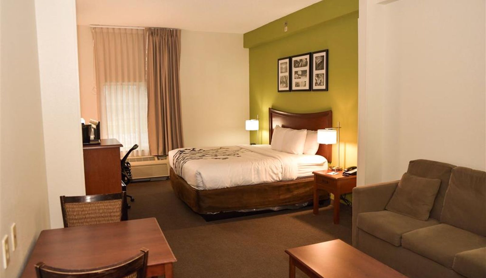 Room - Sleep Inn & Suites Laurel near Fort Meade