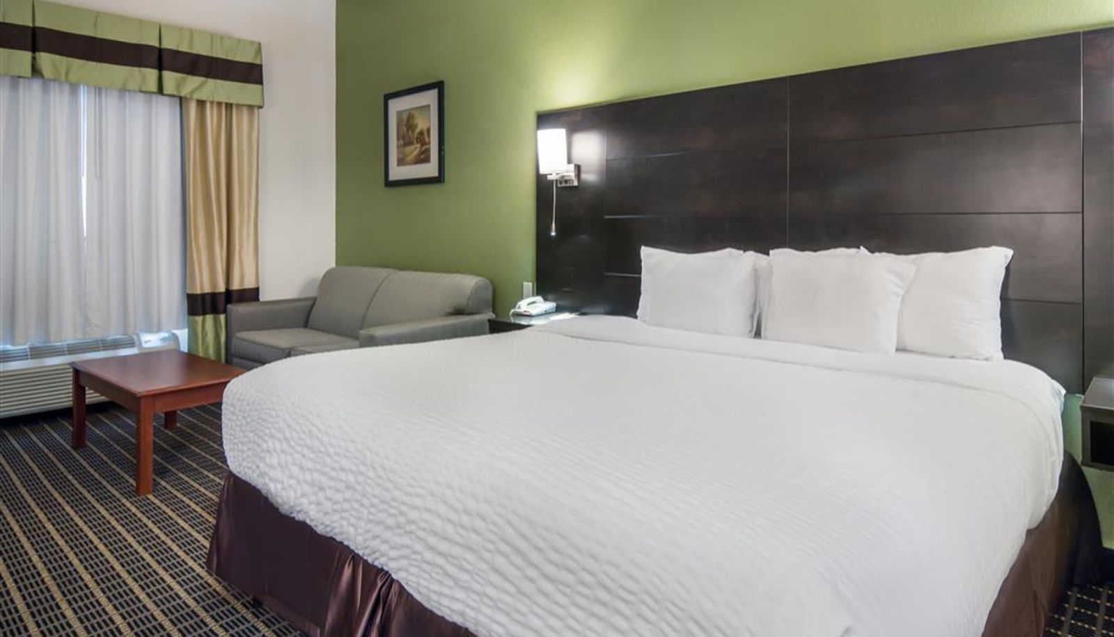 Room - Clarion Inn & Suites Weatherford South