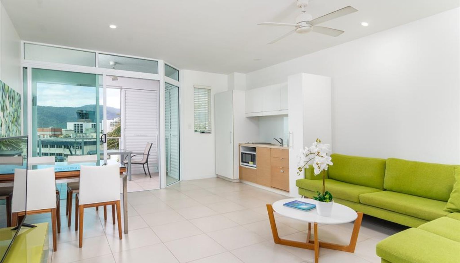 Area benessere - 201 Lake Street
