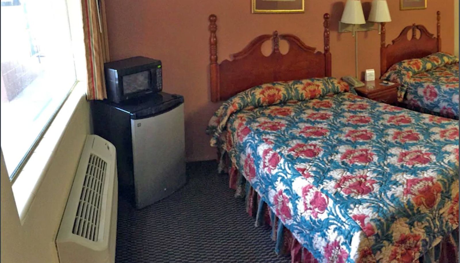 Camera - Scottish Inns Tupelo