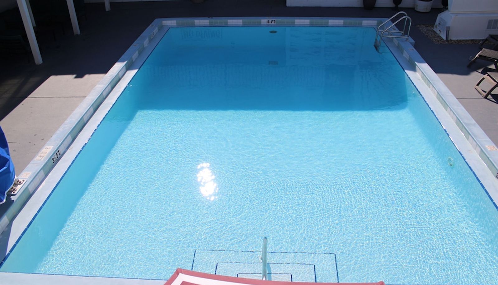 Pool - Village Inn Destin