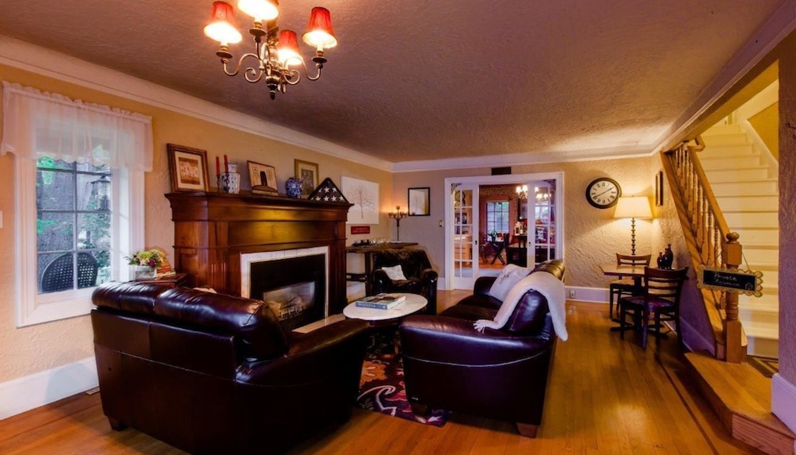 Hall - Strawberry Valley Inn