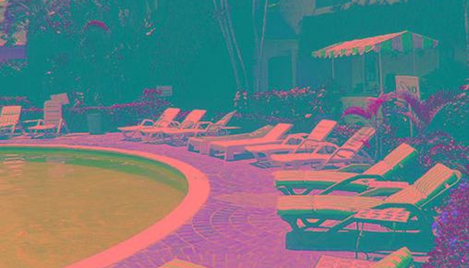 Piscina - Hotel Suites del Sol