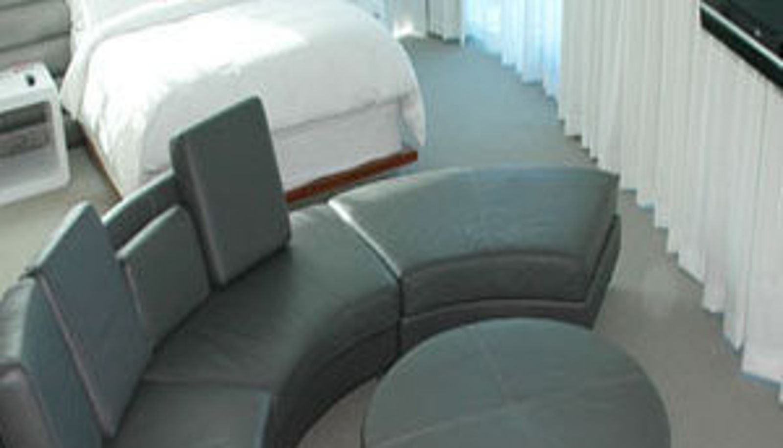 Zimmer - Heat Hotel