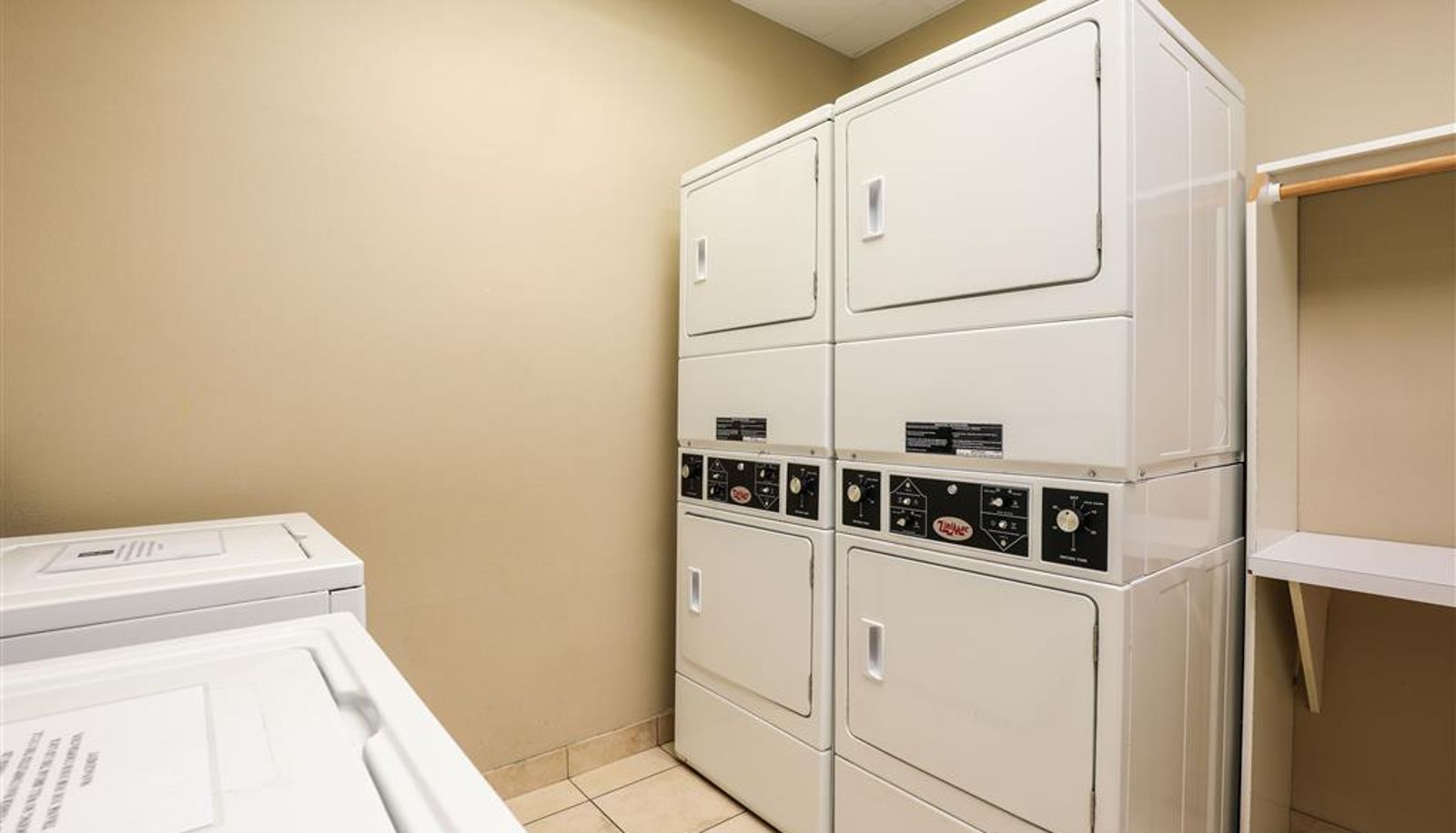 Widok wnętrza - MainStay Suites Fitchburg - Madison