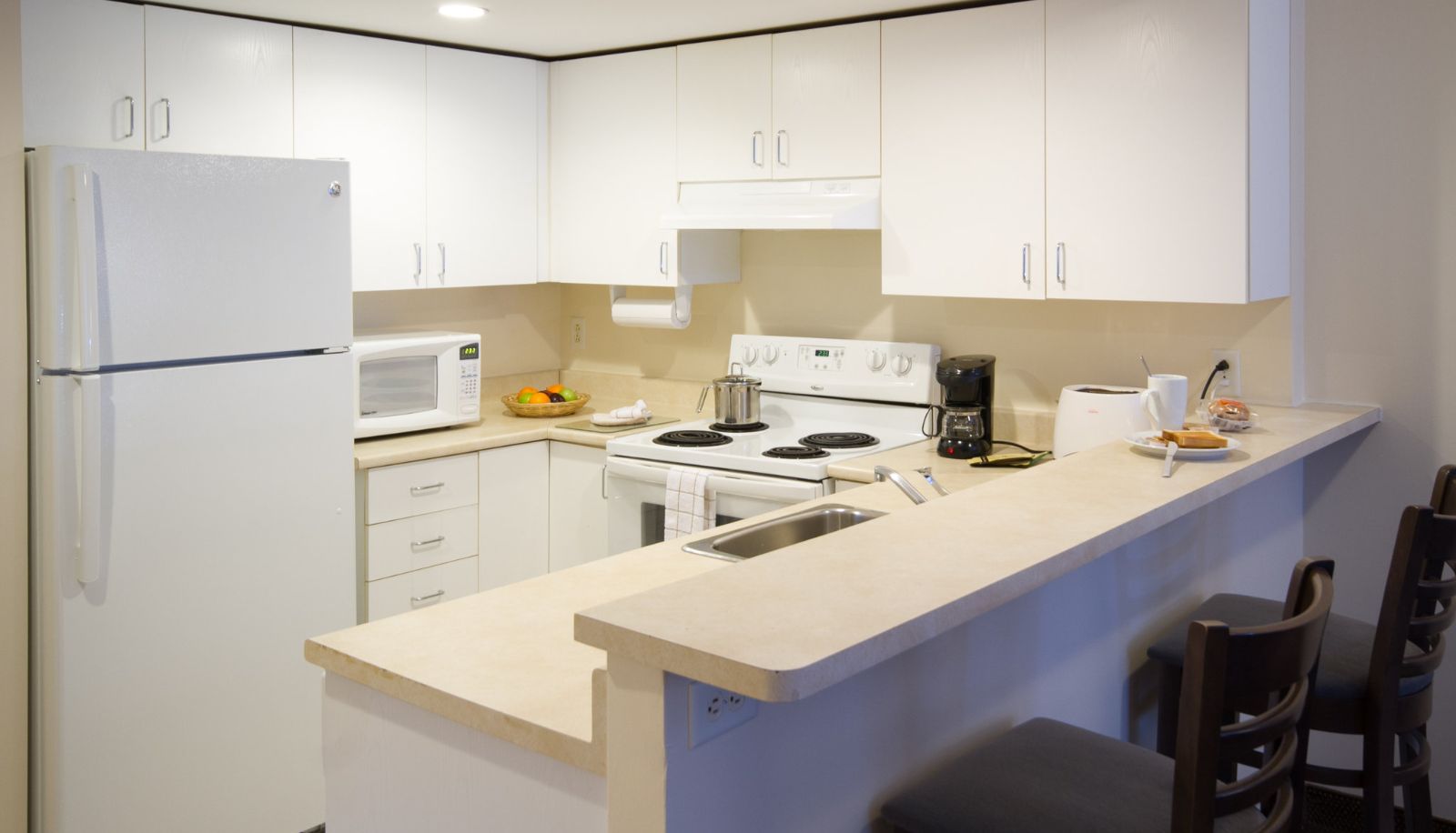 Room - Hotel Saint-Laurent Montreal