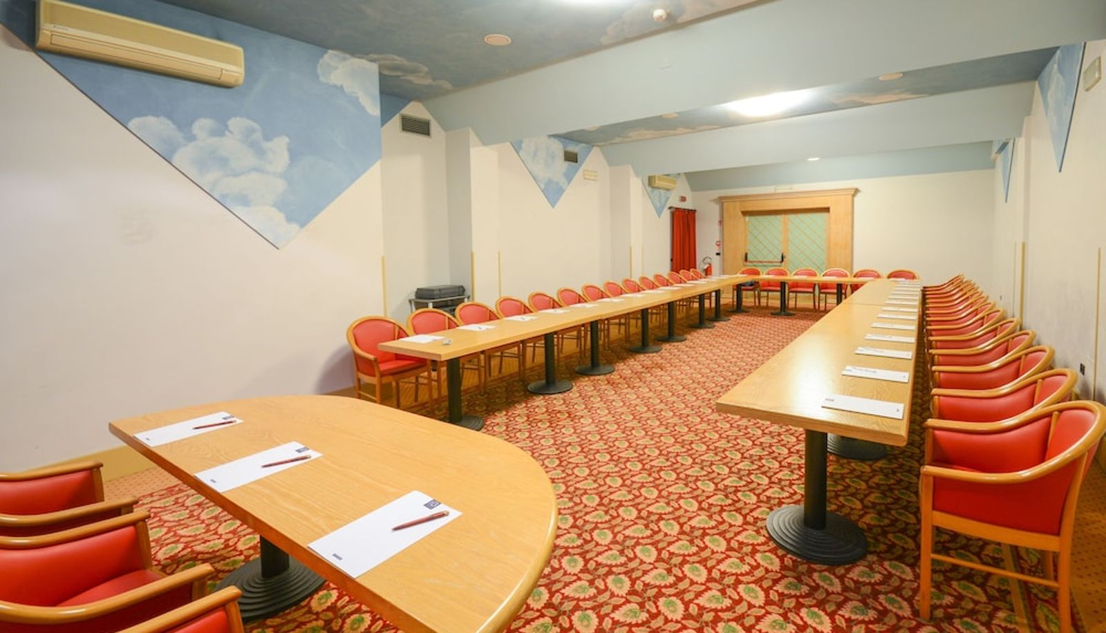 Sala riunioni - Hotel Oliveto