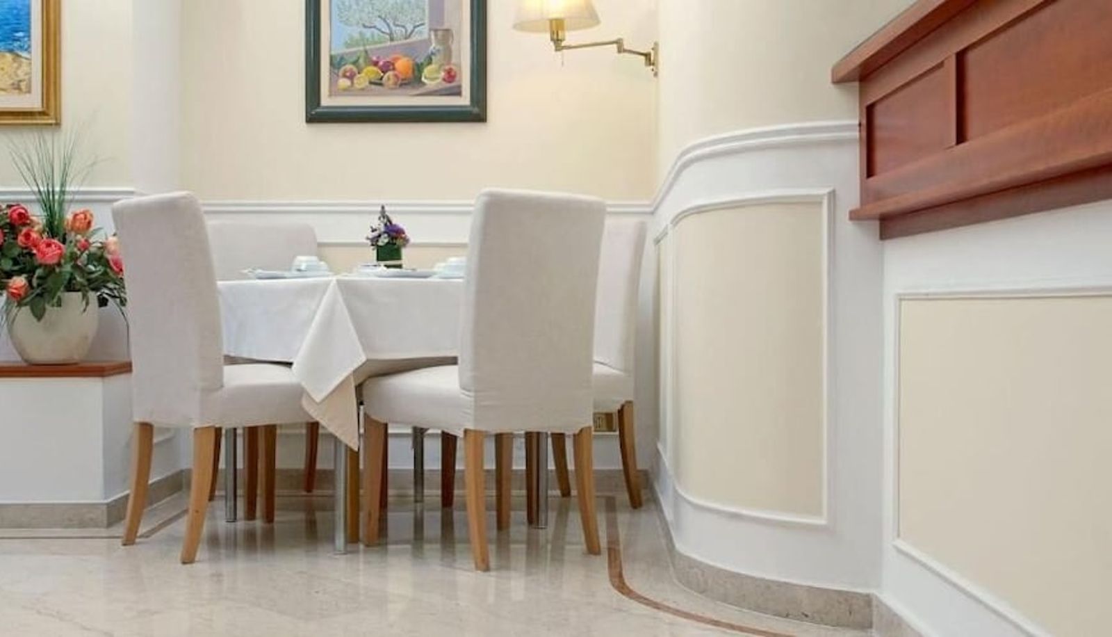 Restaurant - Hotel Plaza