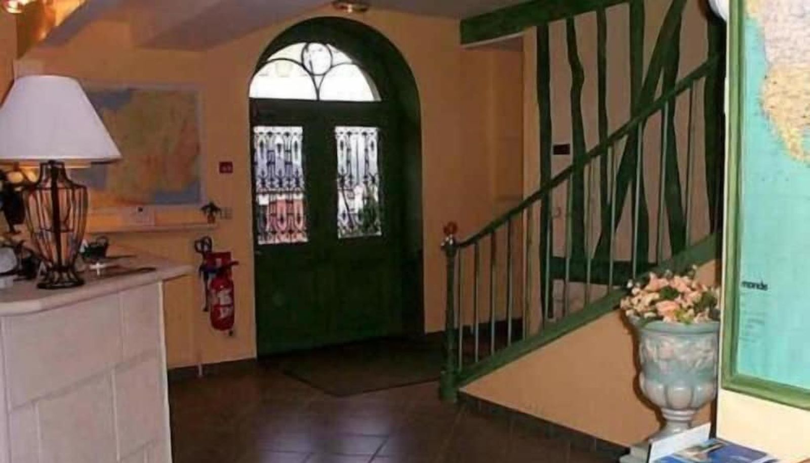 Salón - Hotel de la Tour