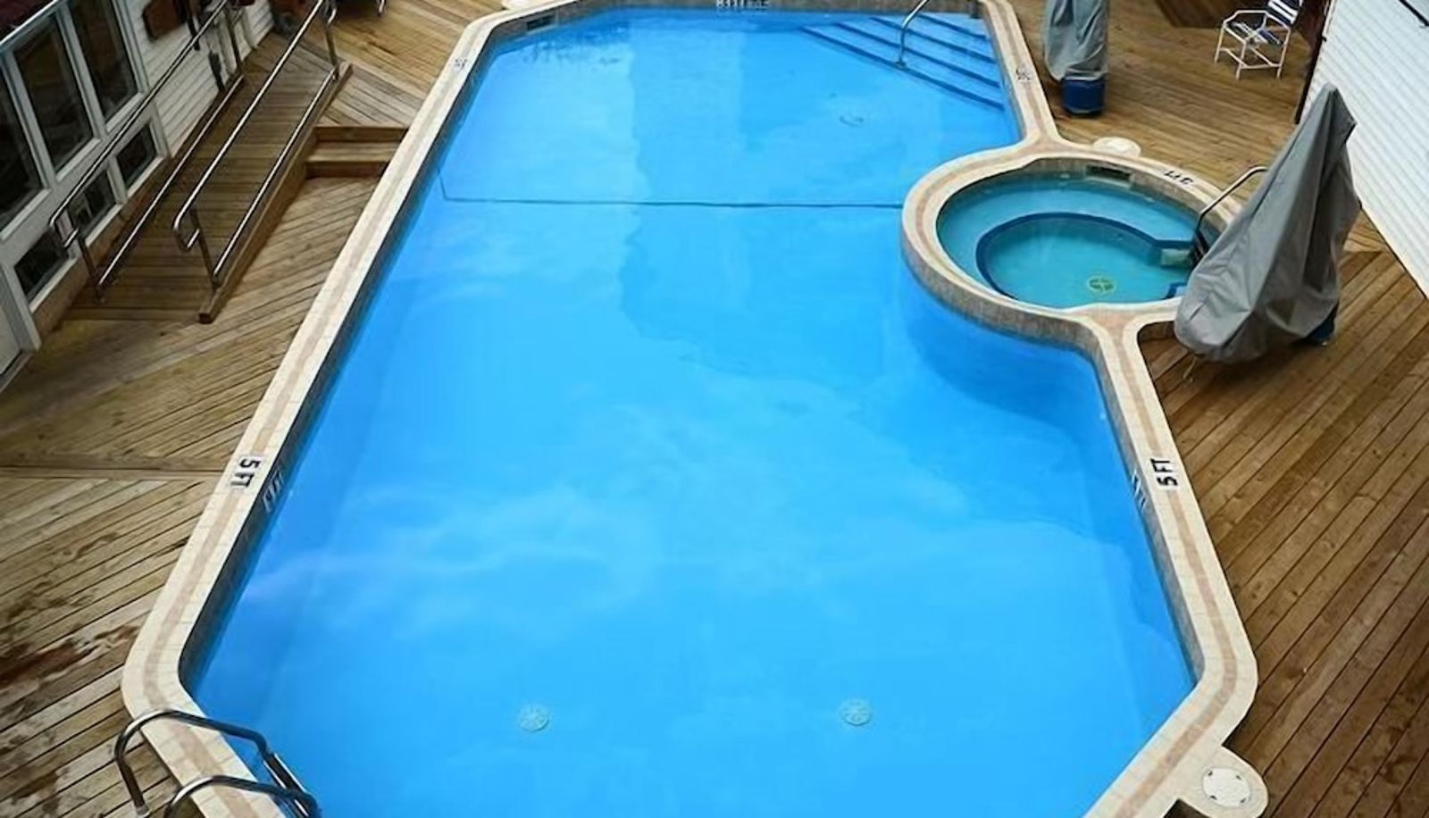 Pool - Beach Condominium Hotel
