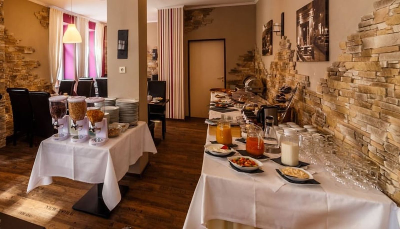 Sala de desayunos - City-Hotel Stolberg