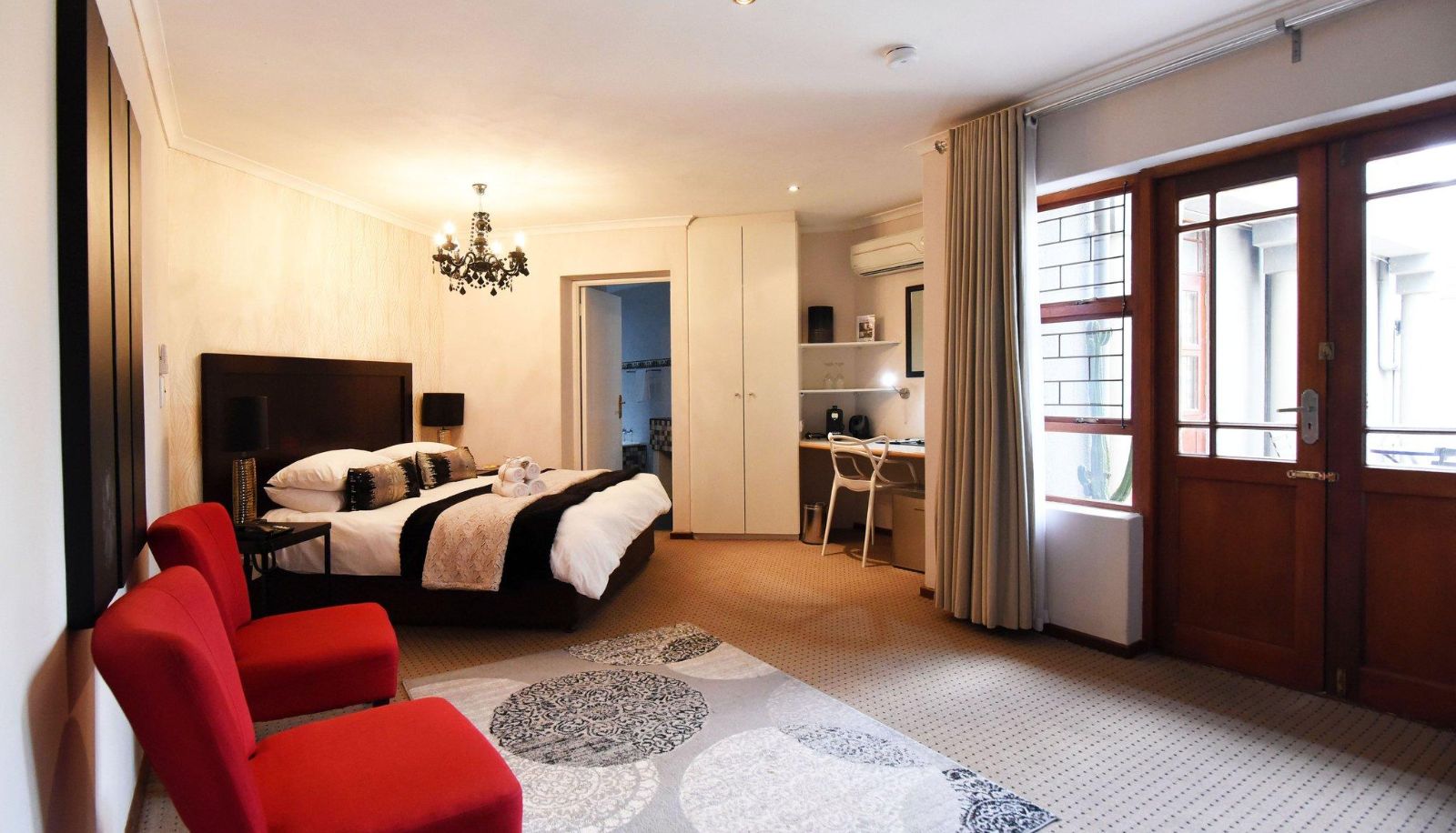 Zimmer - Feathers Lodge