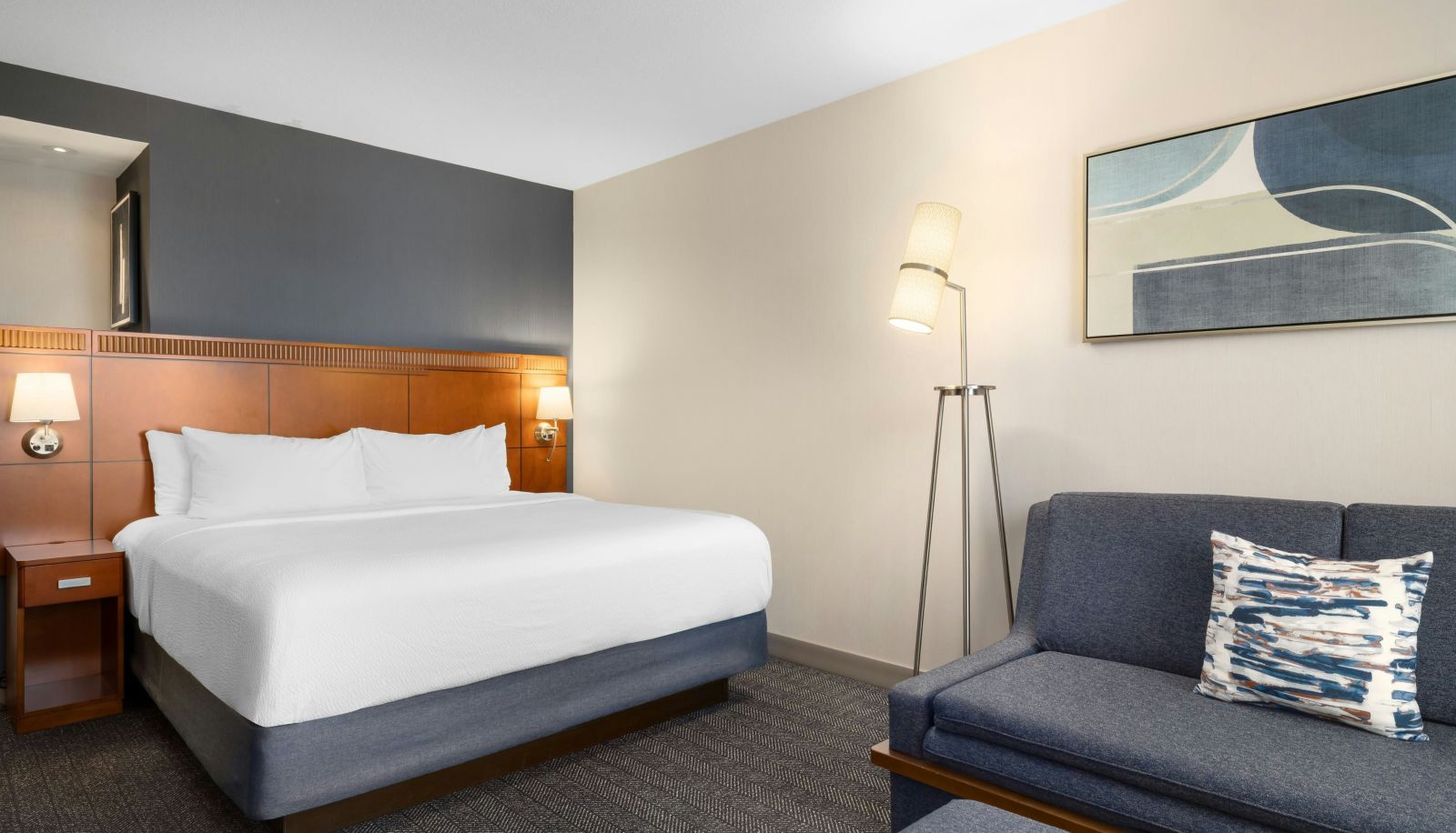 Room - Courtyard by Marriott Des Moines Ankeny