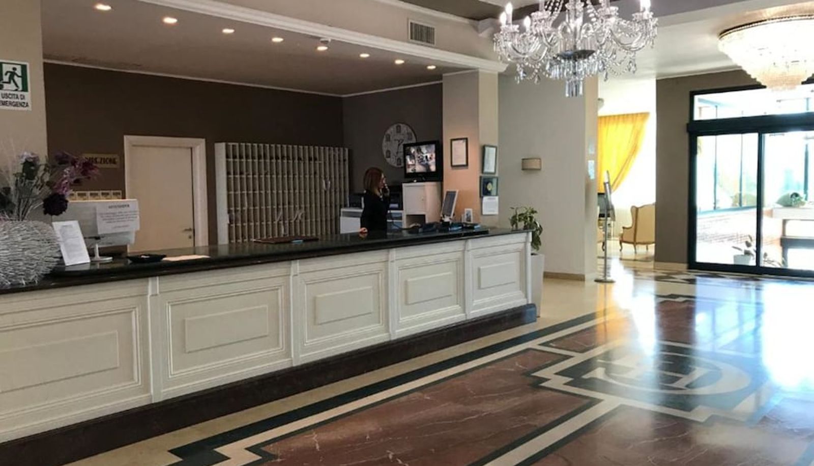 Reception - Grand Hotel Montesilvano