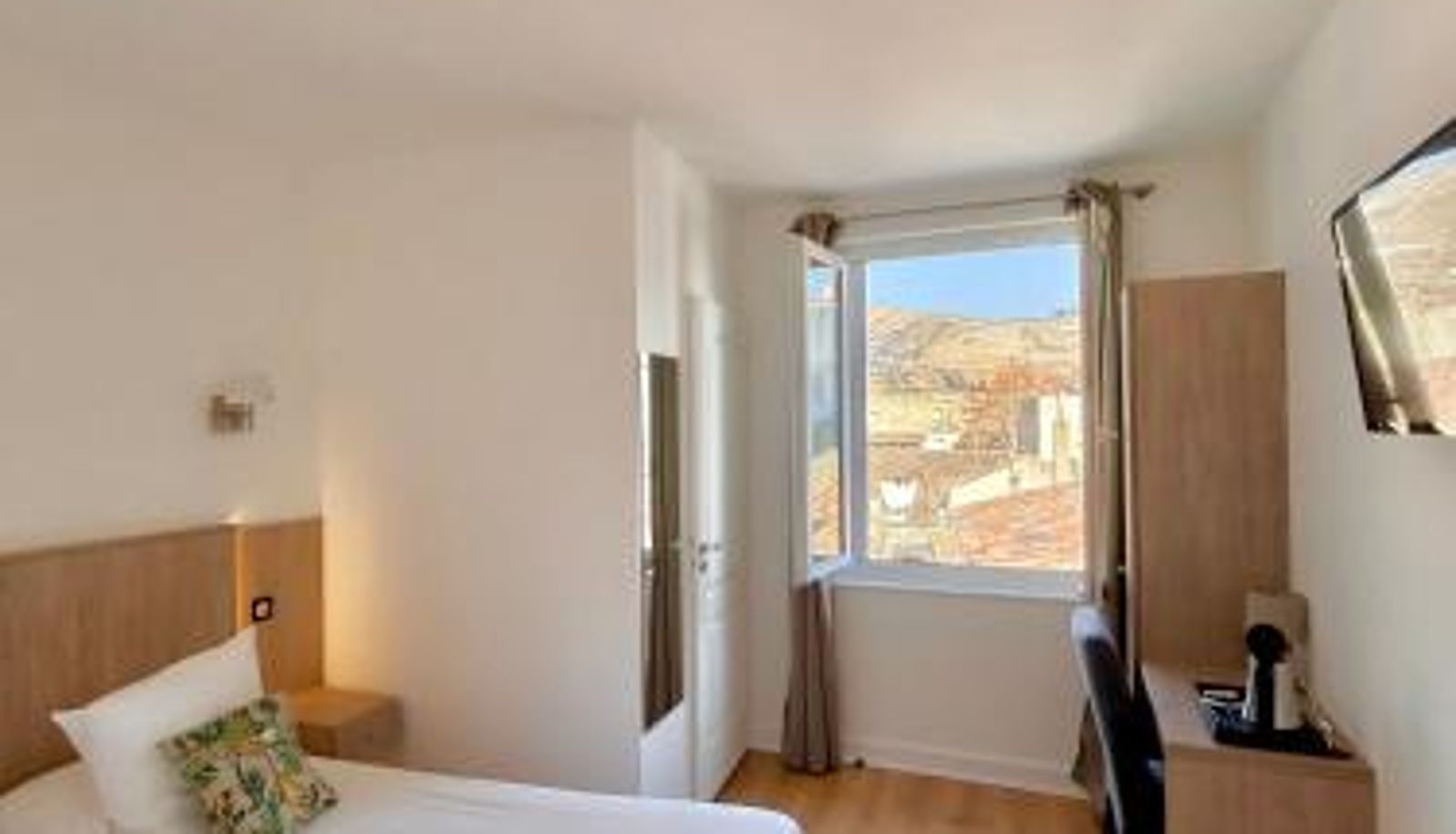 Chambre - Hôtel Les Deux Coteaux