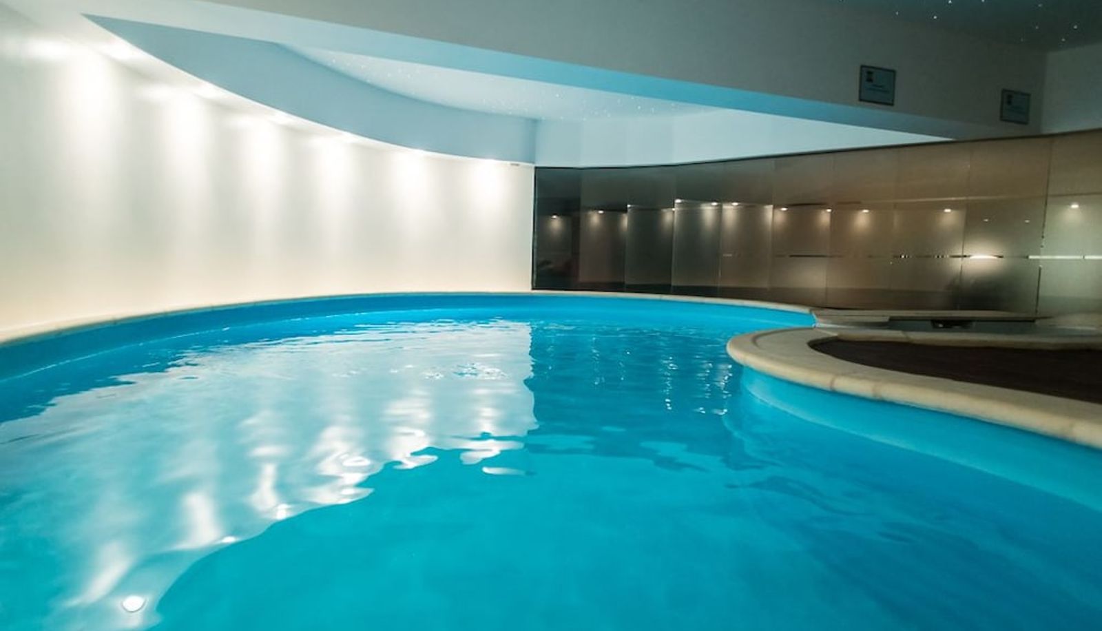 Pool - Lux Garden Hotel