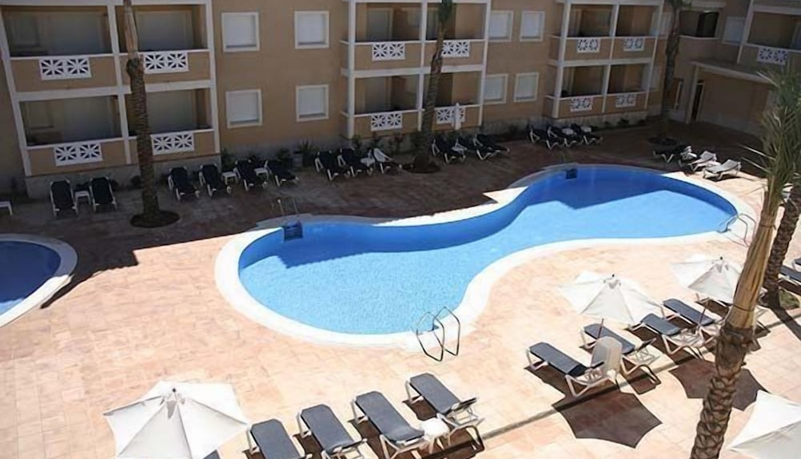 Piscina - Apartamentos Las Dunas