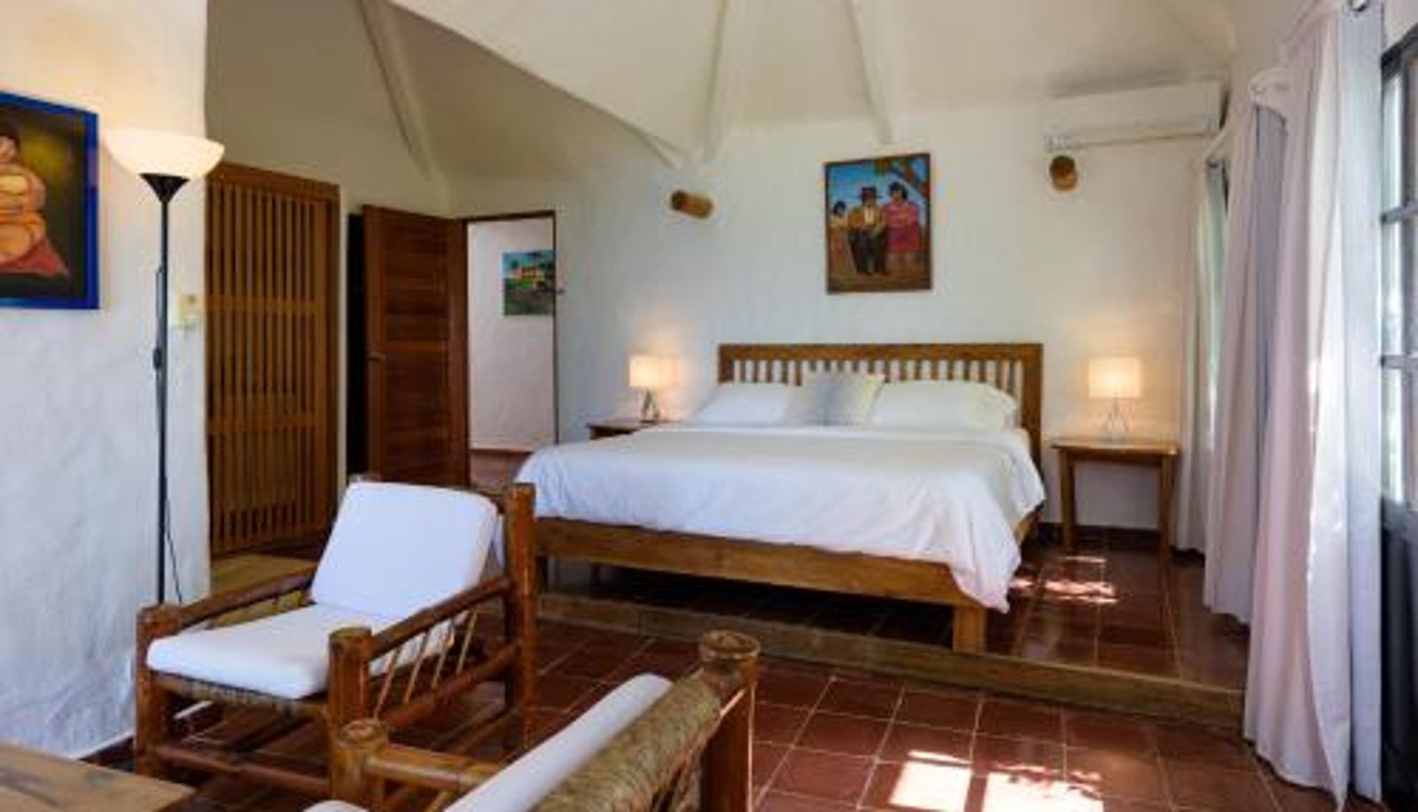 Room - Hotel Atlantis