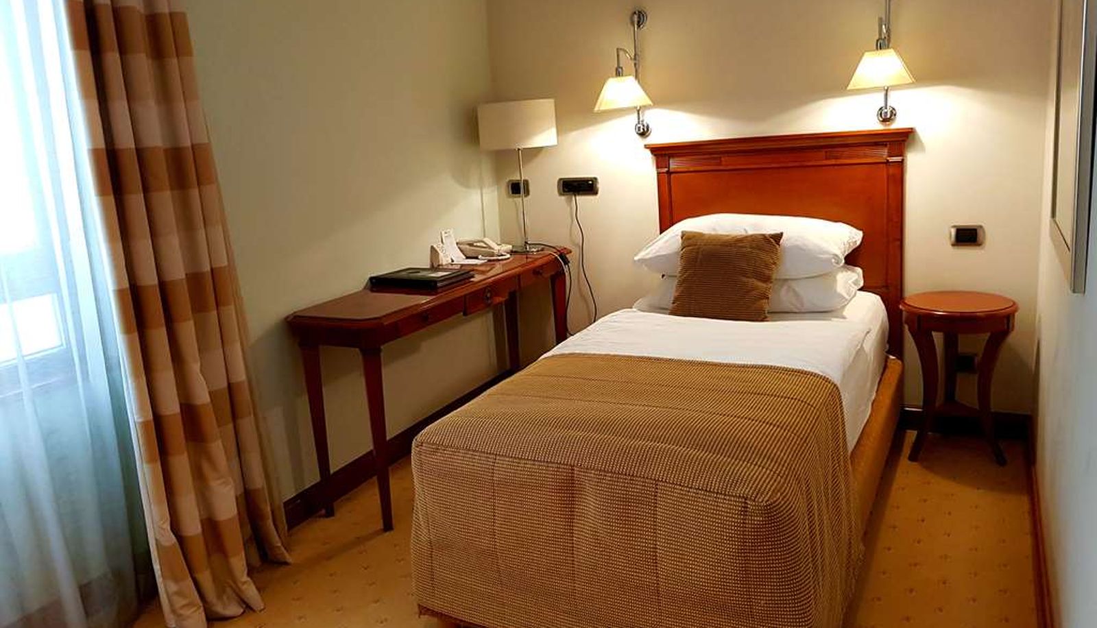 Habitación - Best Western Premier Hotel Astoria