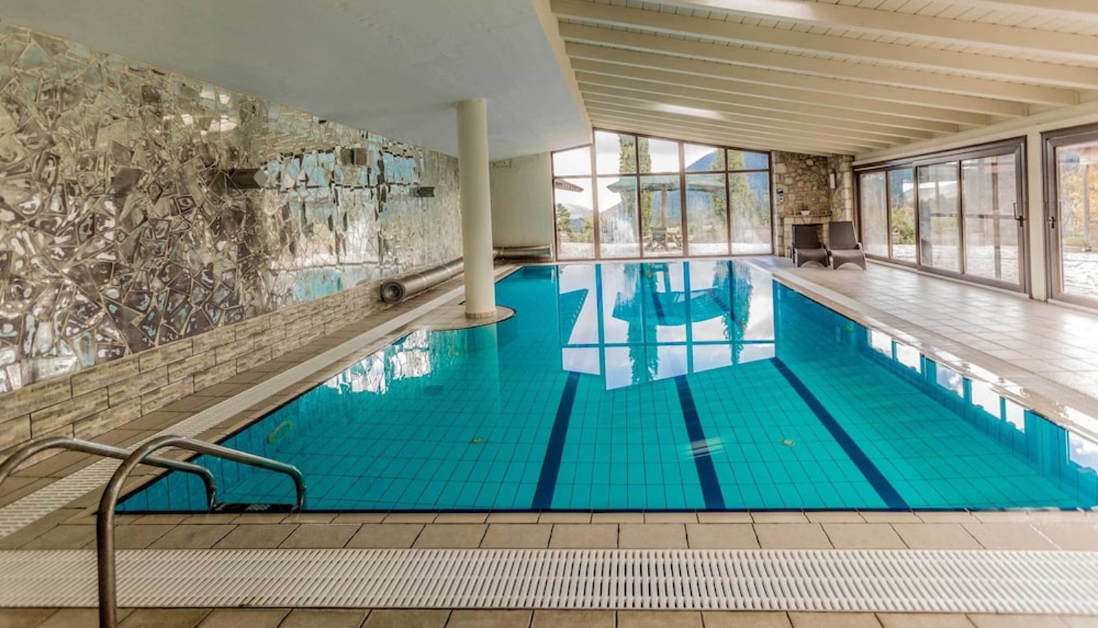 Piscina - Boutique Hotel Skamnos