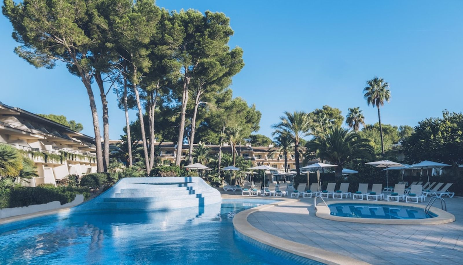 Zwembad - Iberostar Waves Pinos Park Hotel