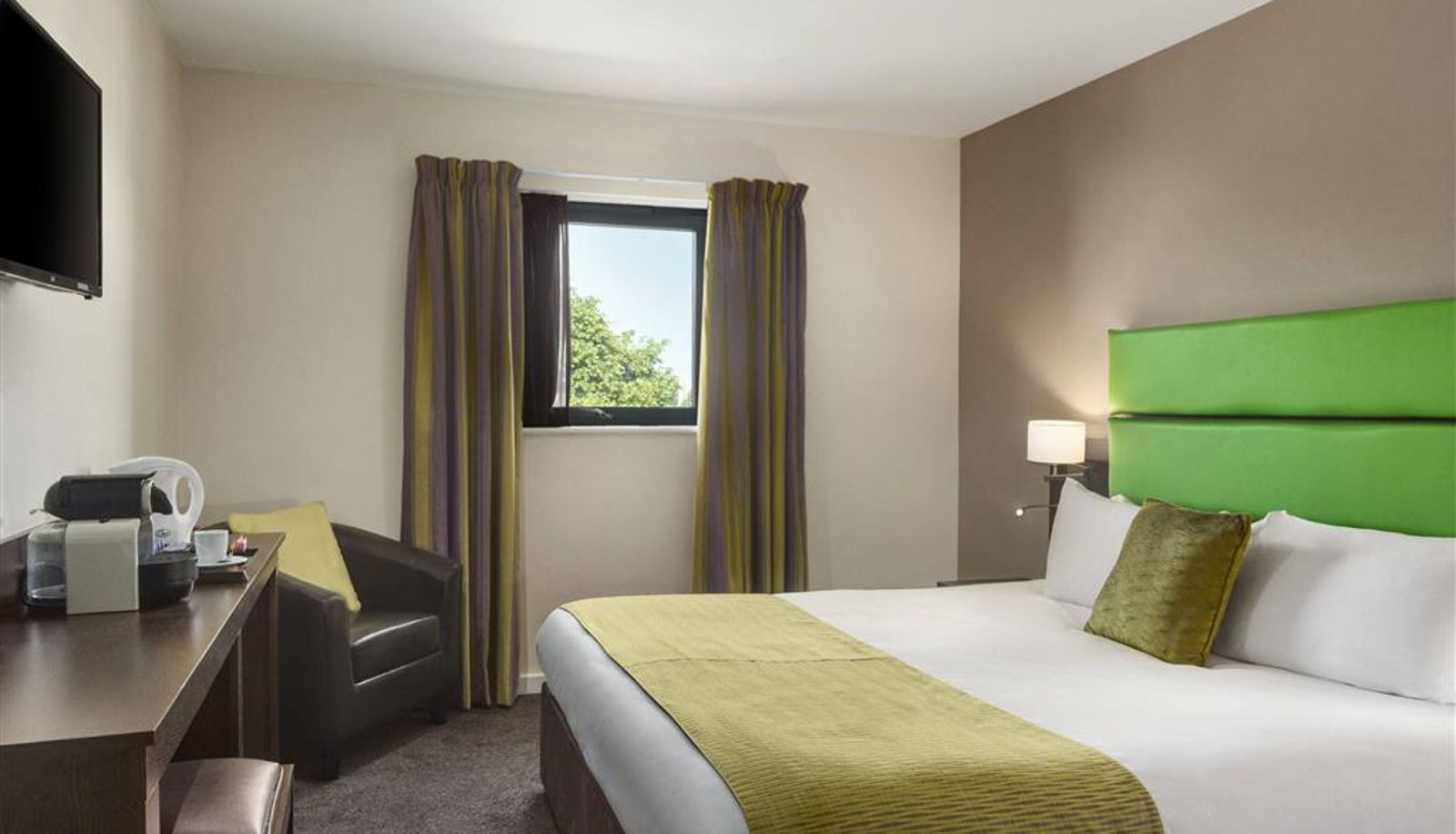 Zimmer - Ramada by Wyndham Oldbury Birmingham