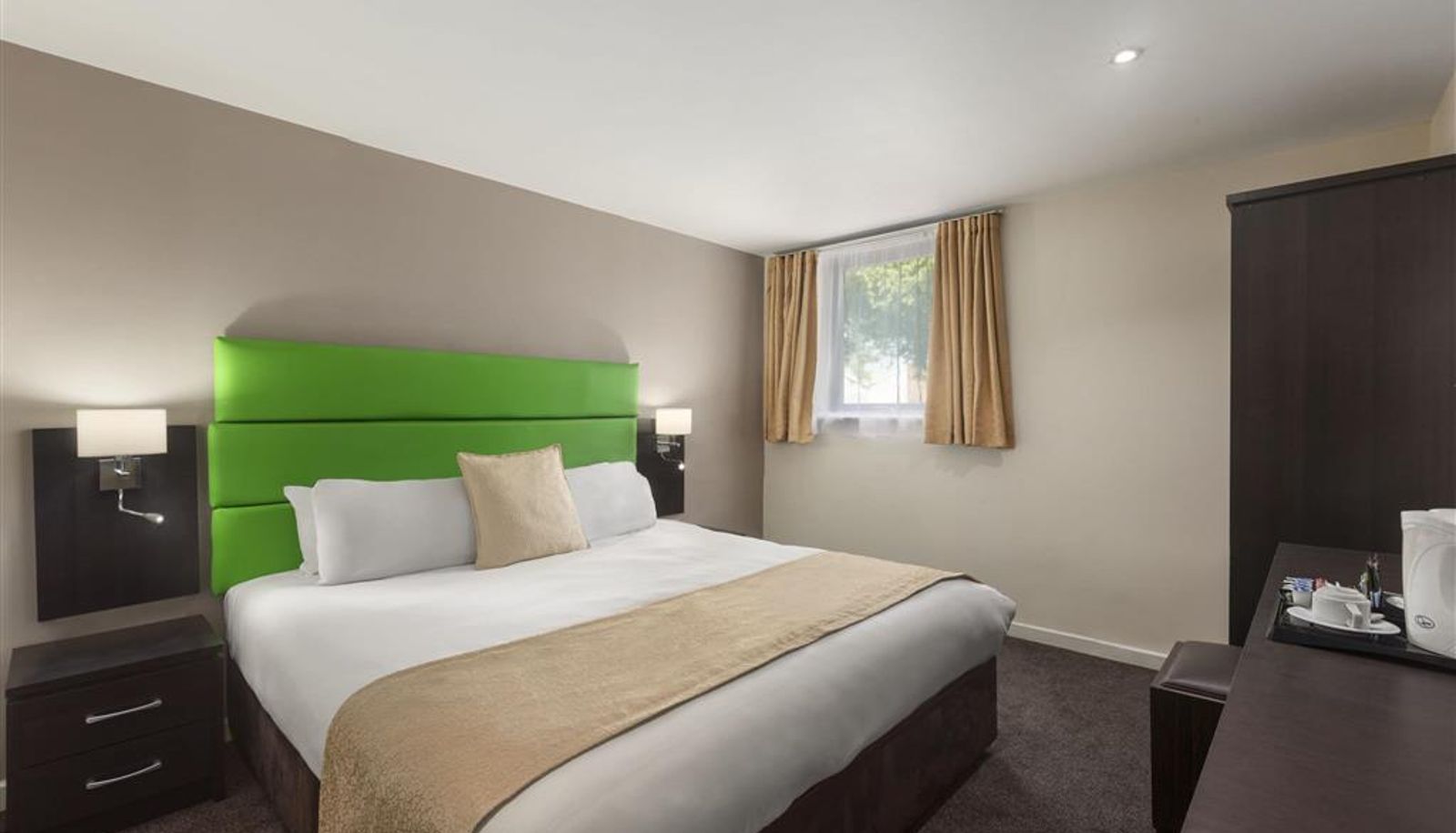 Zimmer - Ramada by Wyndham Oldbury Birmingham