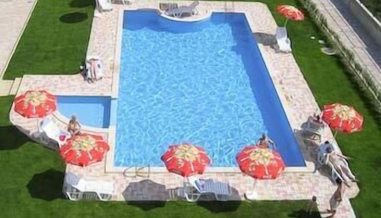 Piscina - Seapark Homes Neshkov