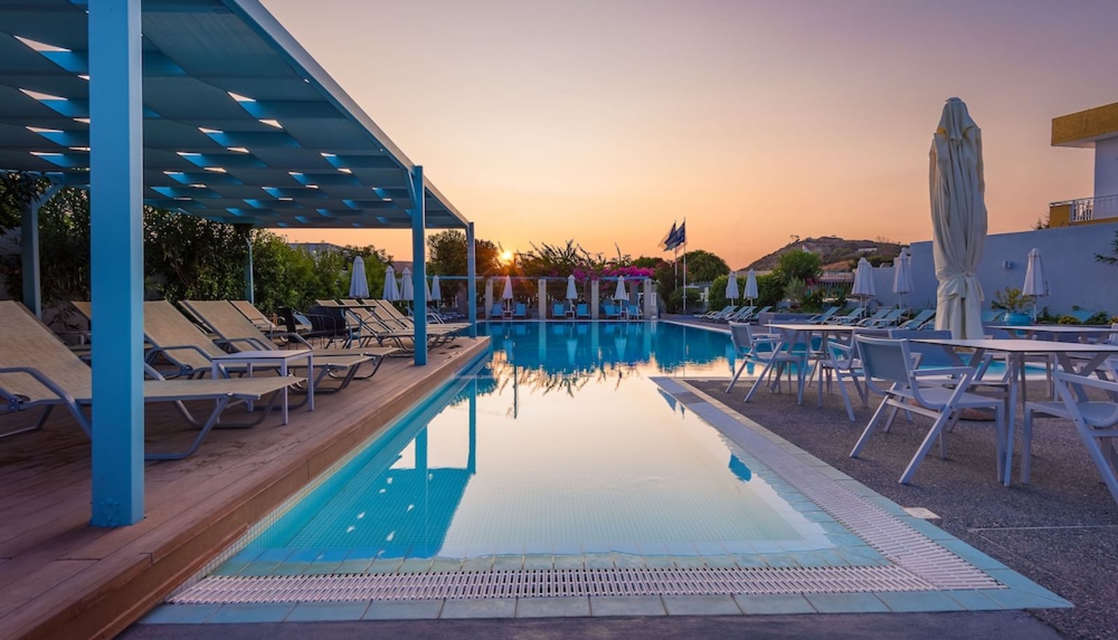 Pool - Nissia Kamares Hotel Apartments