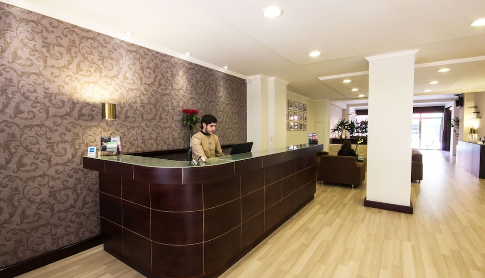 Rezeption - Hotel NASS
