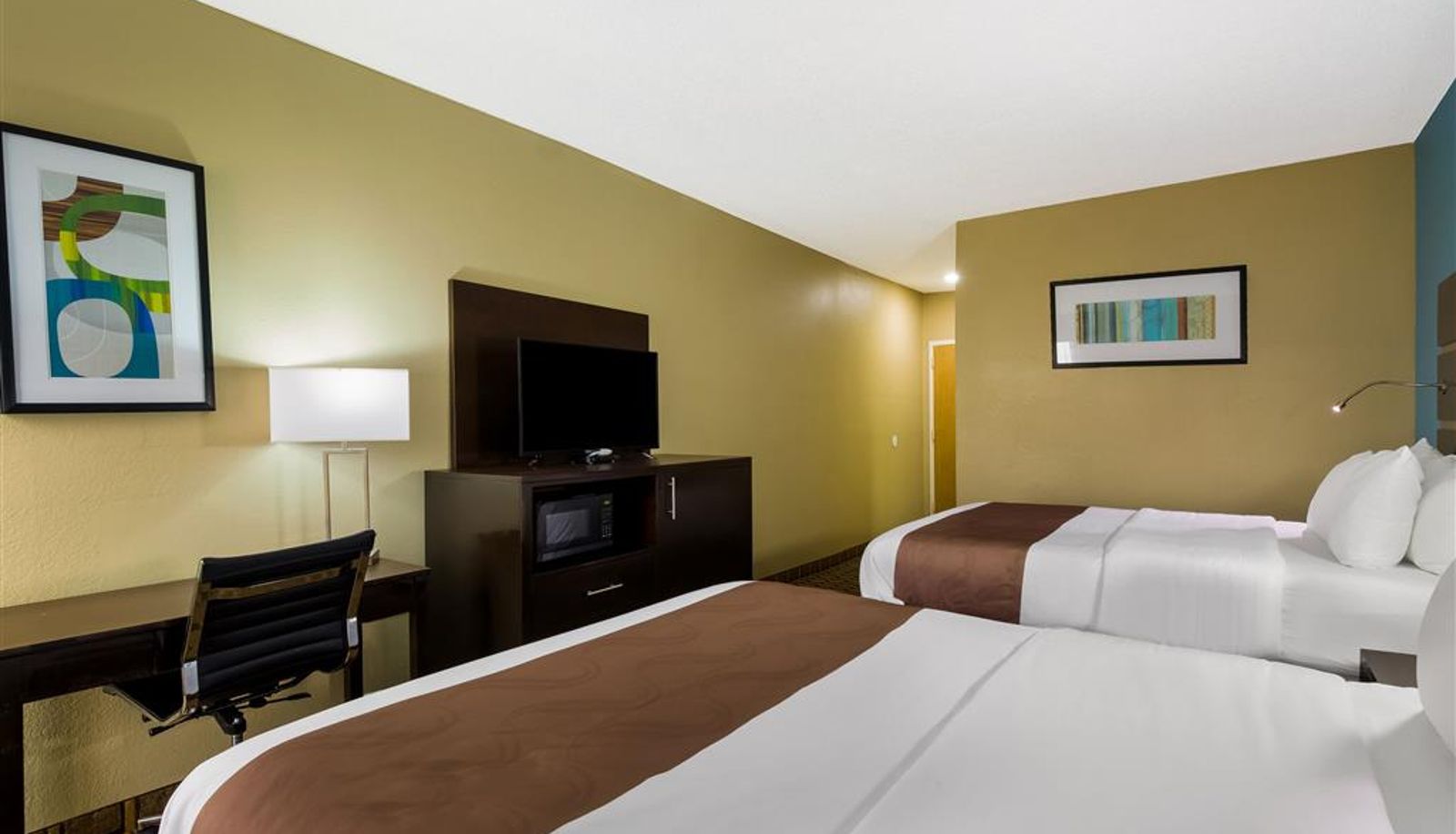 Zimmer - Quality Inn Houston East I-10