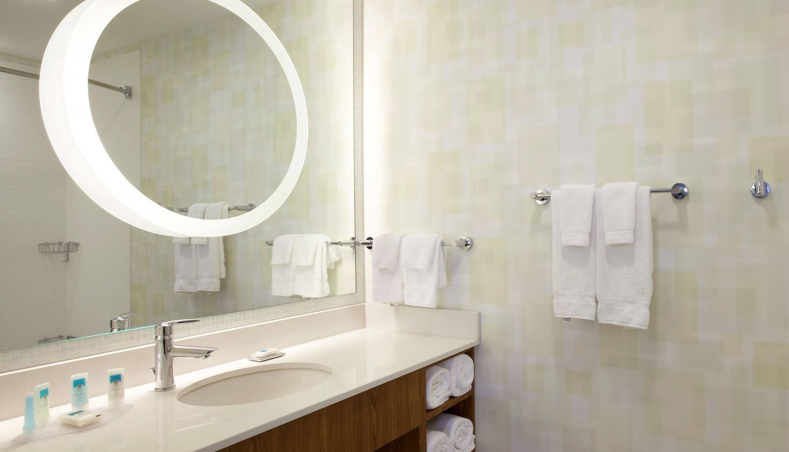 Room - SpringHill Suites by Marriott Chicago Waukegan Gurnee