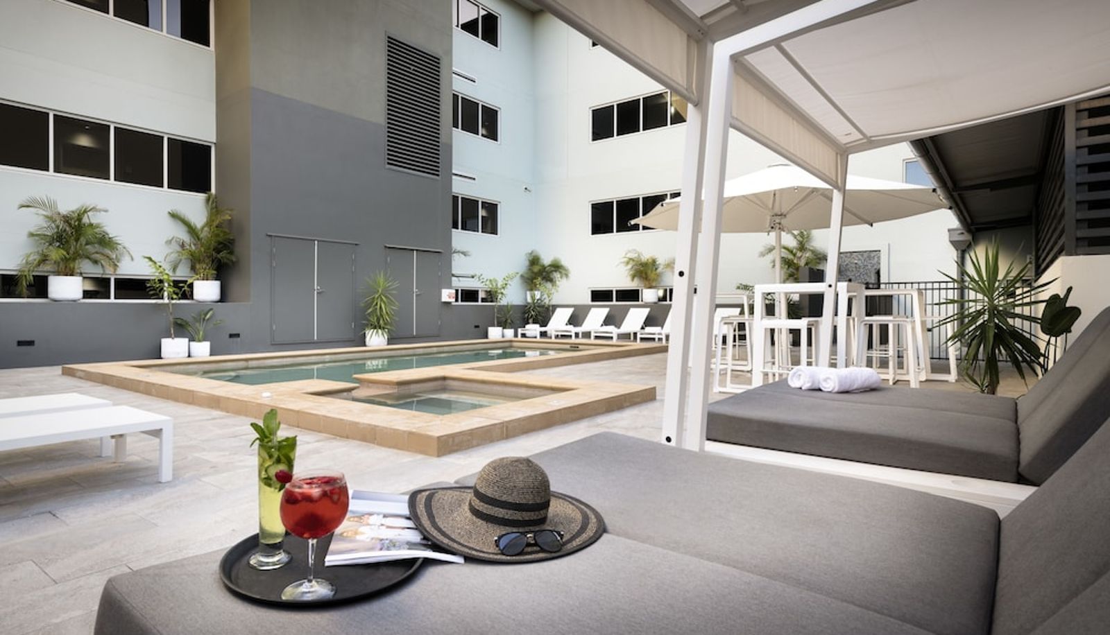 Piscina - Grand Hotel and Apartments Townsville