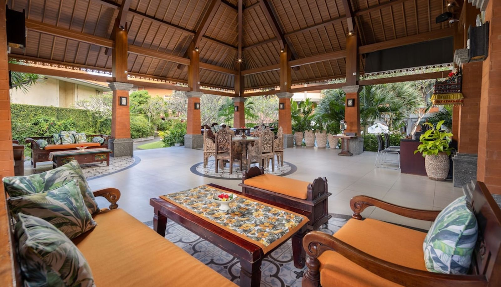 Sala - Adi Dharma Hotel Kuta
