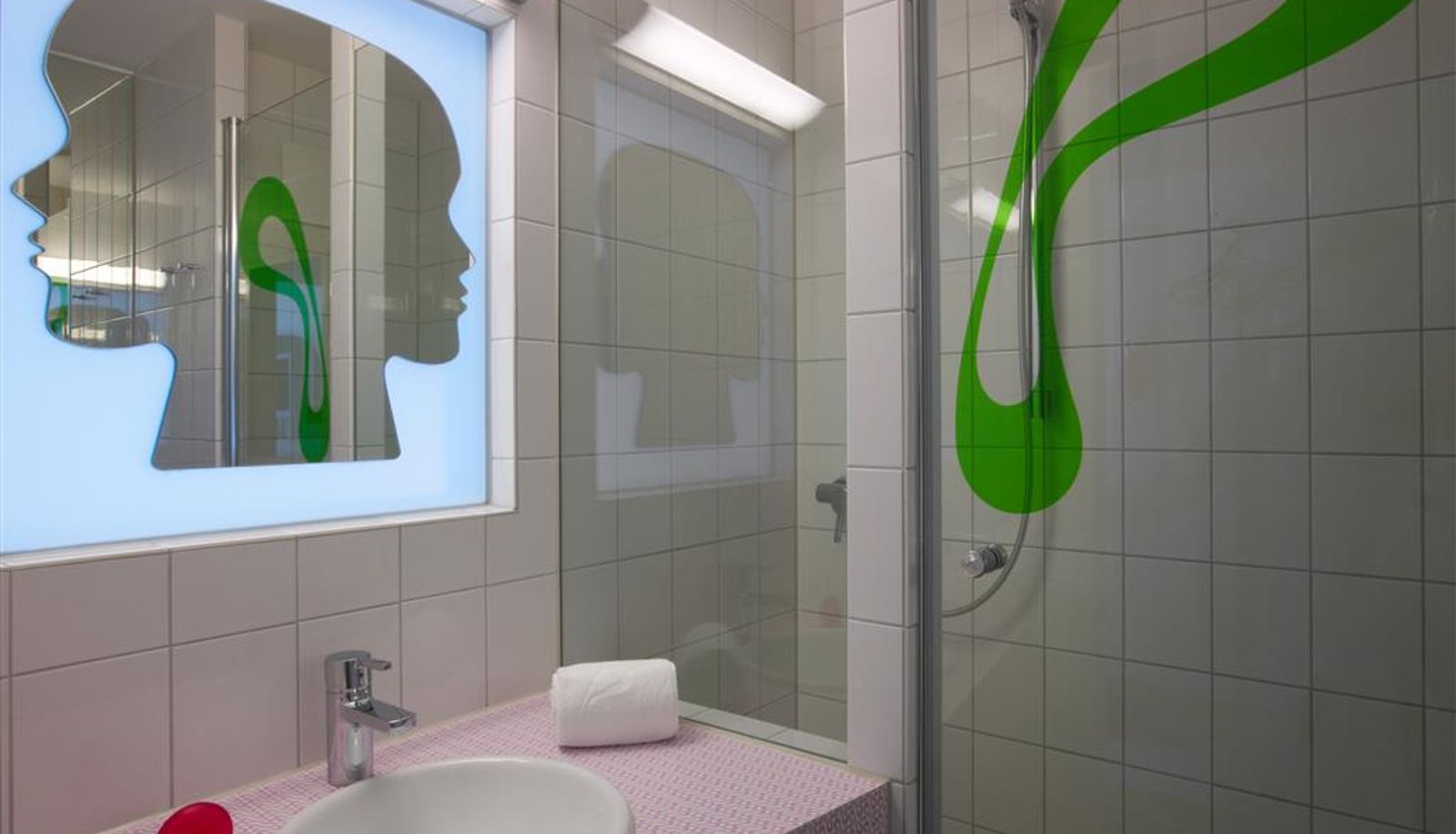 Camera - Prize by Radisson Bremen City