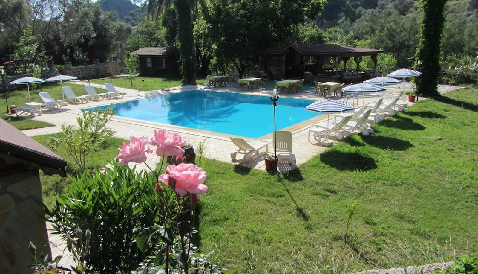Piscina - Hidden Garden