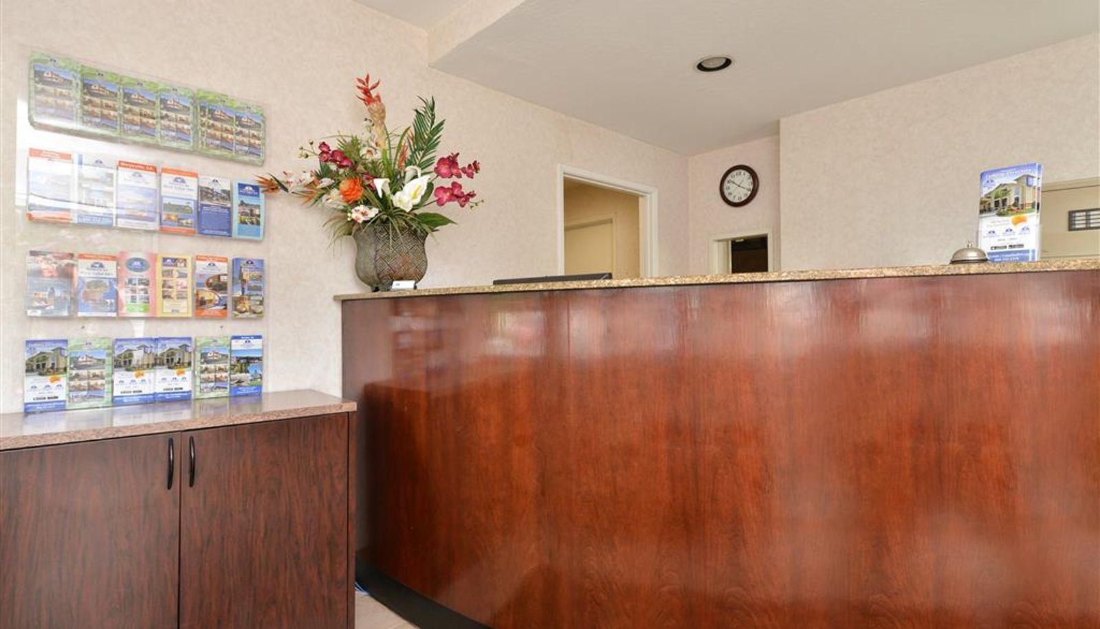 Hall - Americas Best Value Inn San Jose Convention Center
