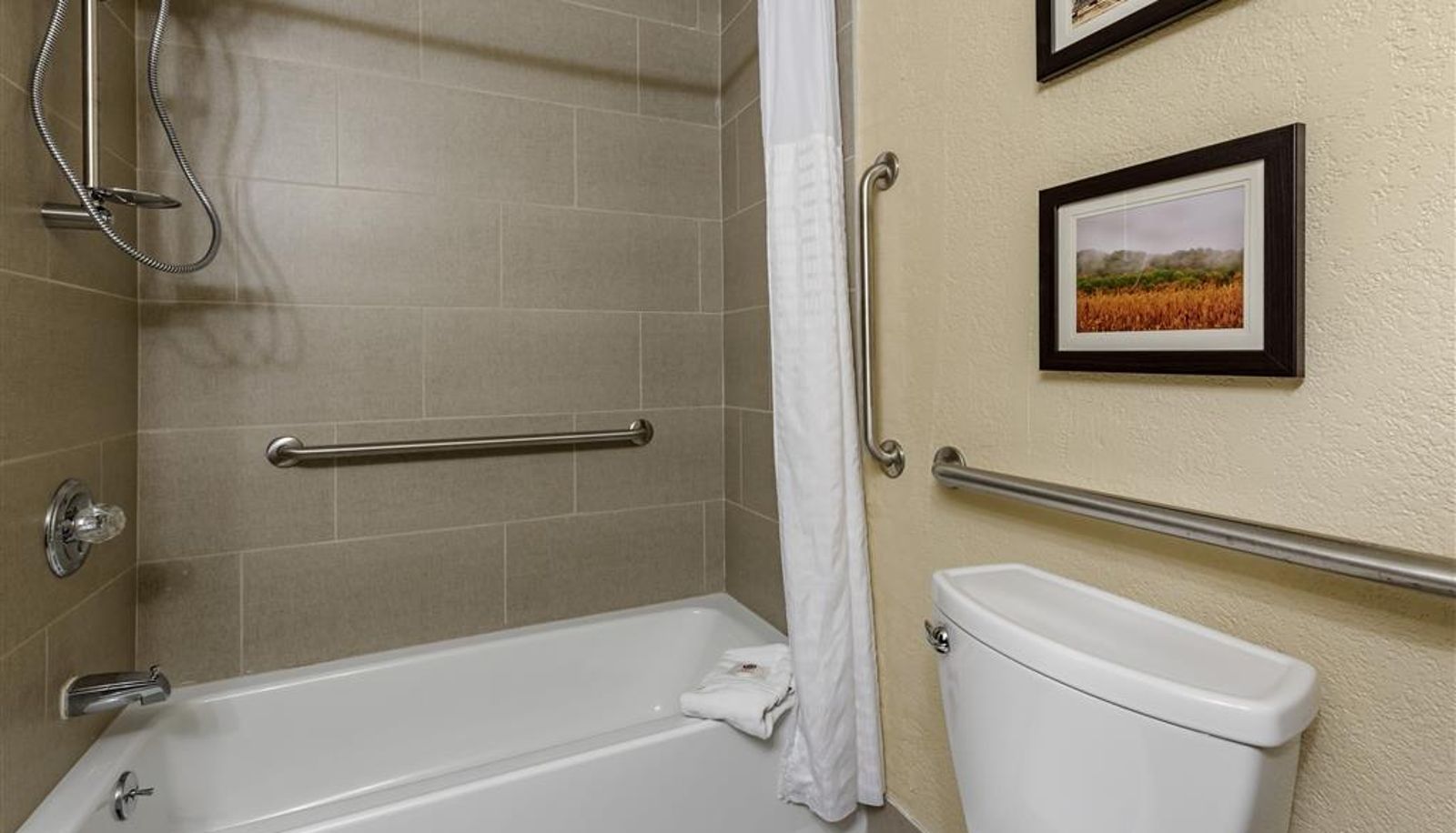 Camera - Comfort Inn Madison near Clifty Falls