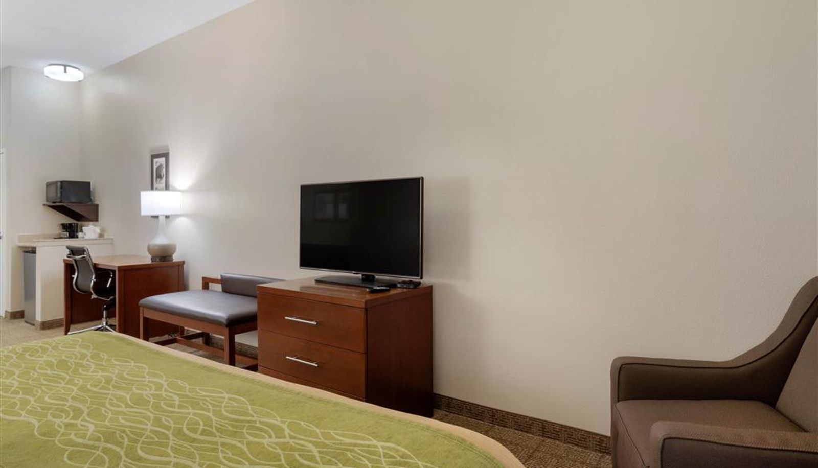 Room - Comfort Inn & Suites Port Arthur-Port Neches